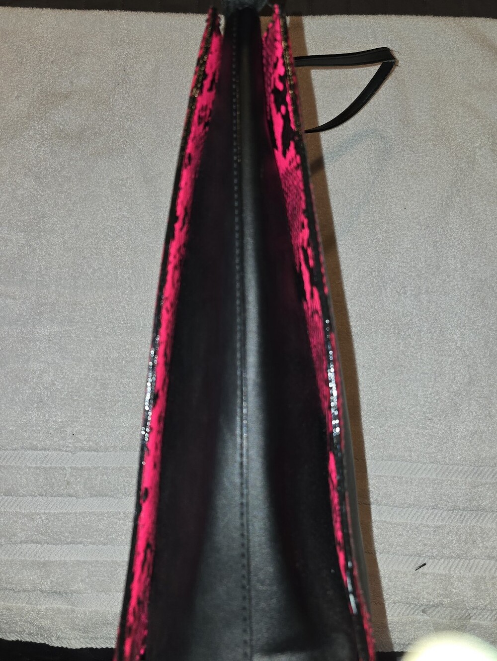 Betsey Johnson Hot Pink Black Snakeskin Large Tote Bag Purse Handbag - Good Cond - Picture 11 of 16
